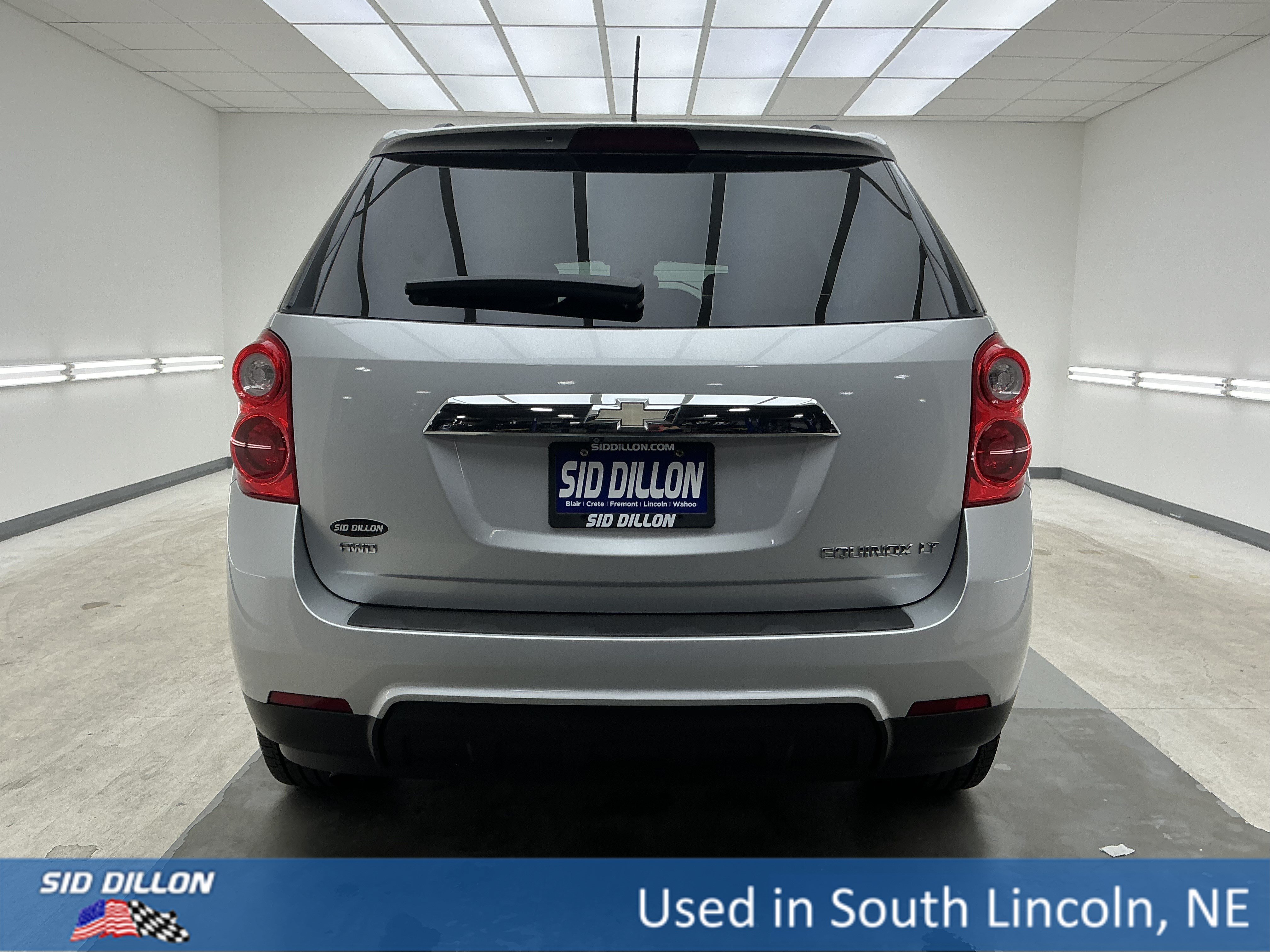 Used 2015 Silver Ice Metallic Chevrolet LT image 4