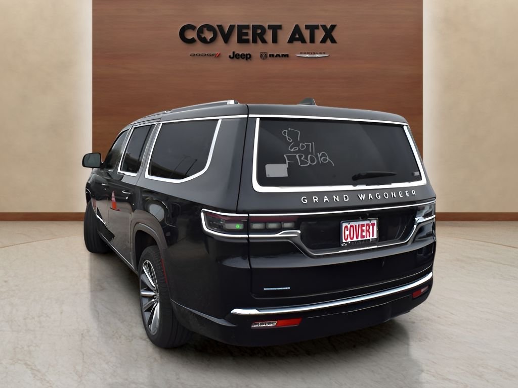 Used 2023 Black Jeep Base image 4