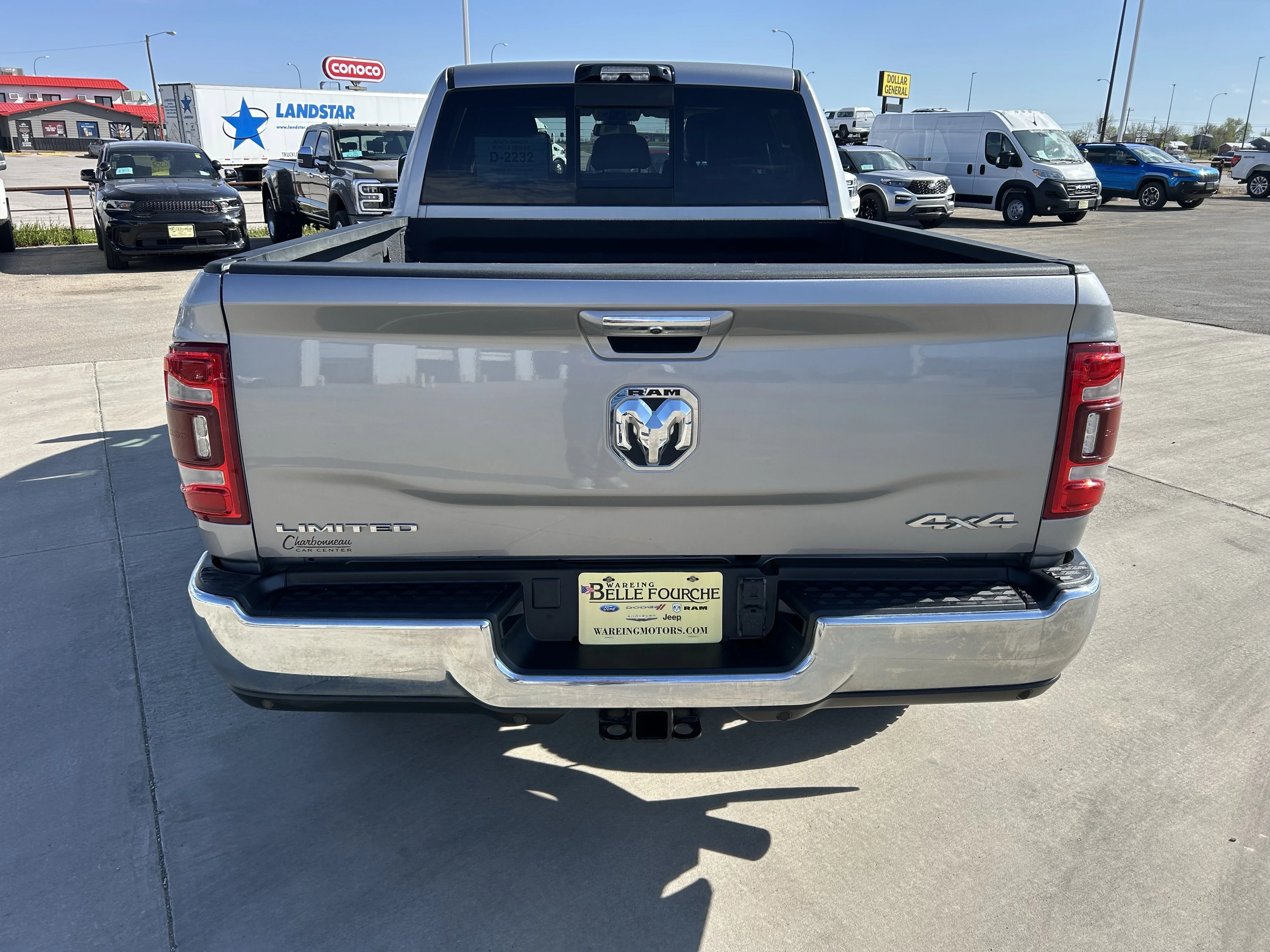Used 2022 Billet Silver Metallic Clearcoat Ram Limited image 3