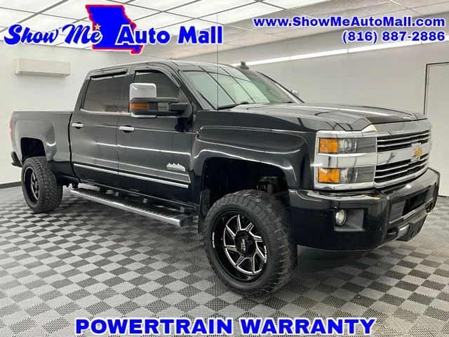 2016 Chevrolet Silverado HD High Country 4WD Crew Cab Standard Box's photo