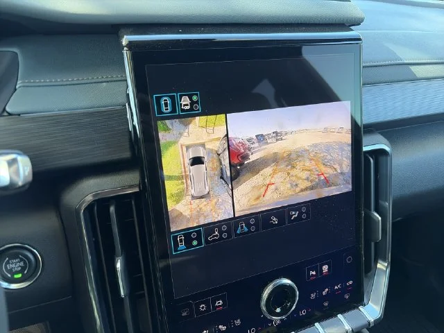 New 2027 Silver GMC AT4 image 17