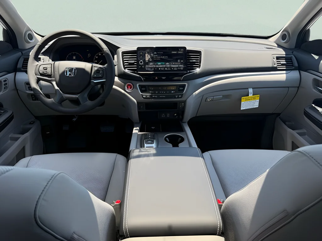 New 2026 Platinum White Pearl Honda RTL image 17