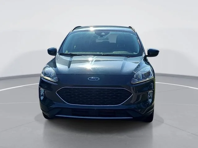 Used 2022 Blue Ford SEL image 8