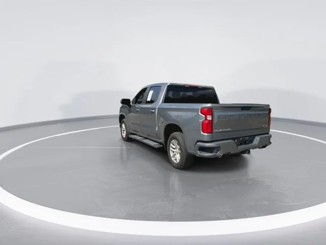 Used 2021 Gray Chevrolet RST image 8