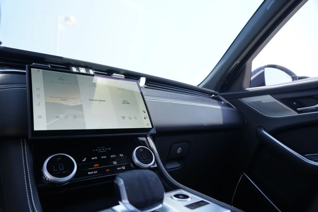 2026 Jaguar F-Pace R-Dynamic S - Photo 18