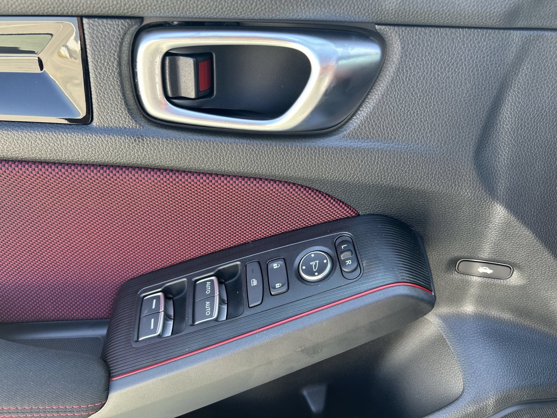 2026 Honda Civic Si - Photo 15
