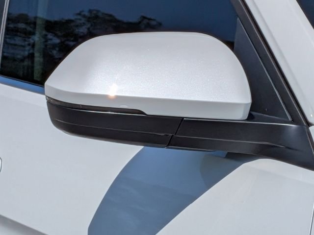 New 2026 White Volkswagen 2.0T SE w/Technology image 10