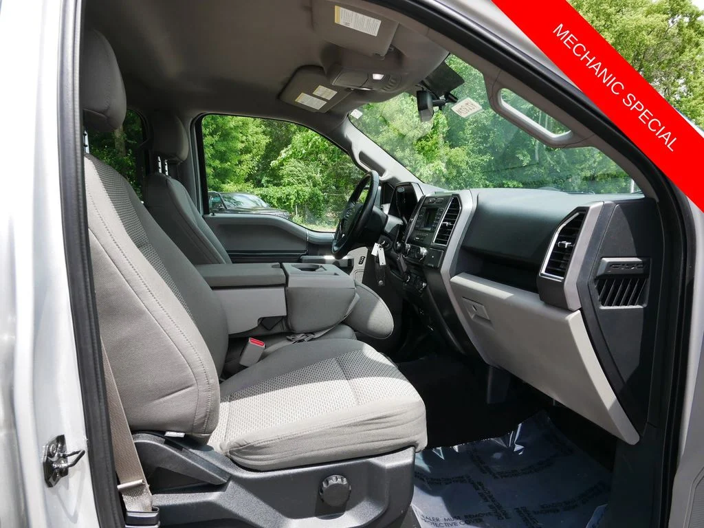 Used 2015 Silver Ford XLT image 7