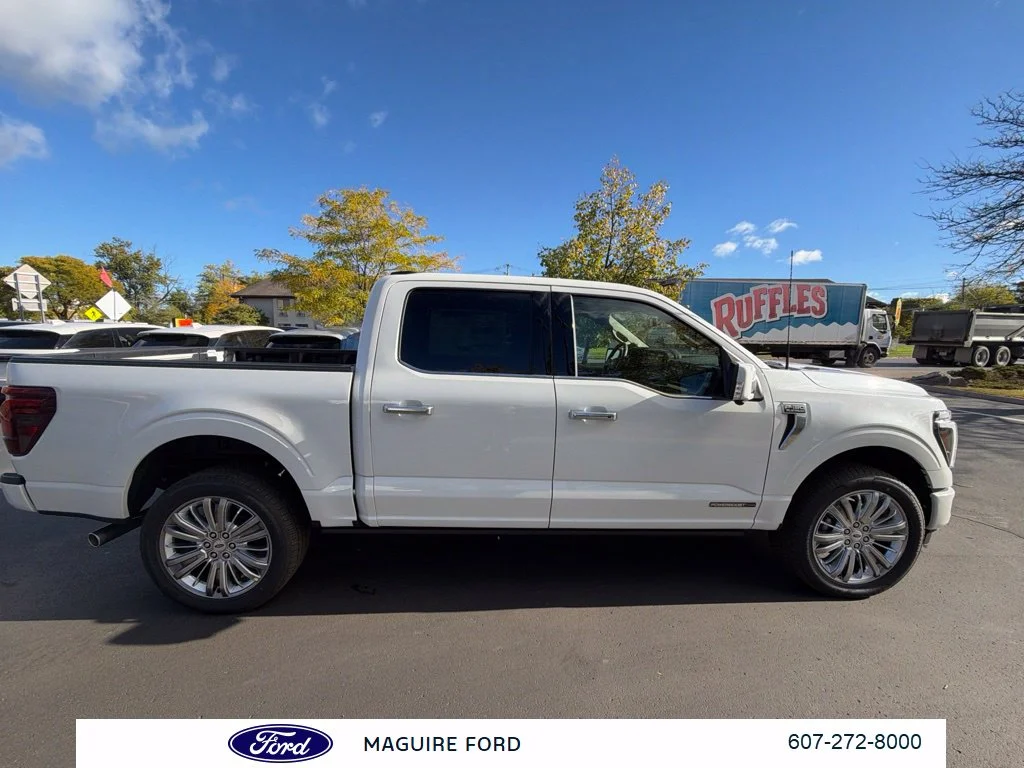 New 2026 Star White Metallic Tri-Coat Ford Platinum® image 3