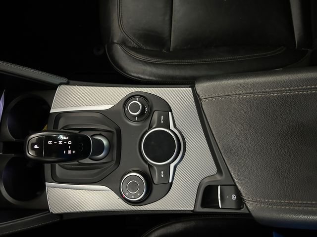 Used 2019 Gray Alfa Romeo Base image 23