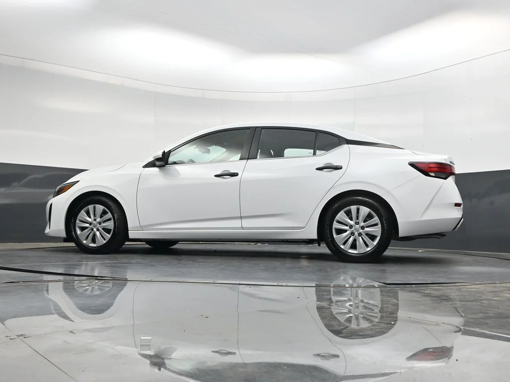 2025 Nissan Sentra S - Photo 32