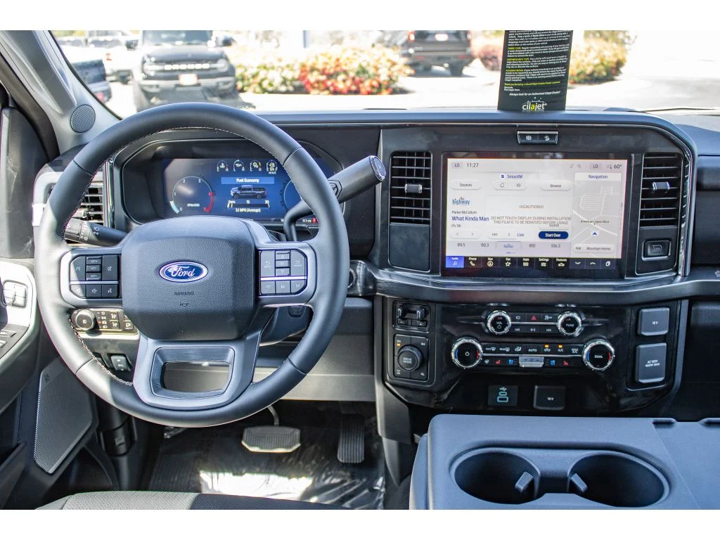 New 2026 OXFORD WHITE Ford LARIAT image 26