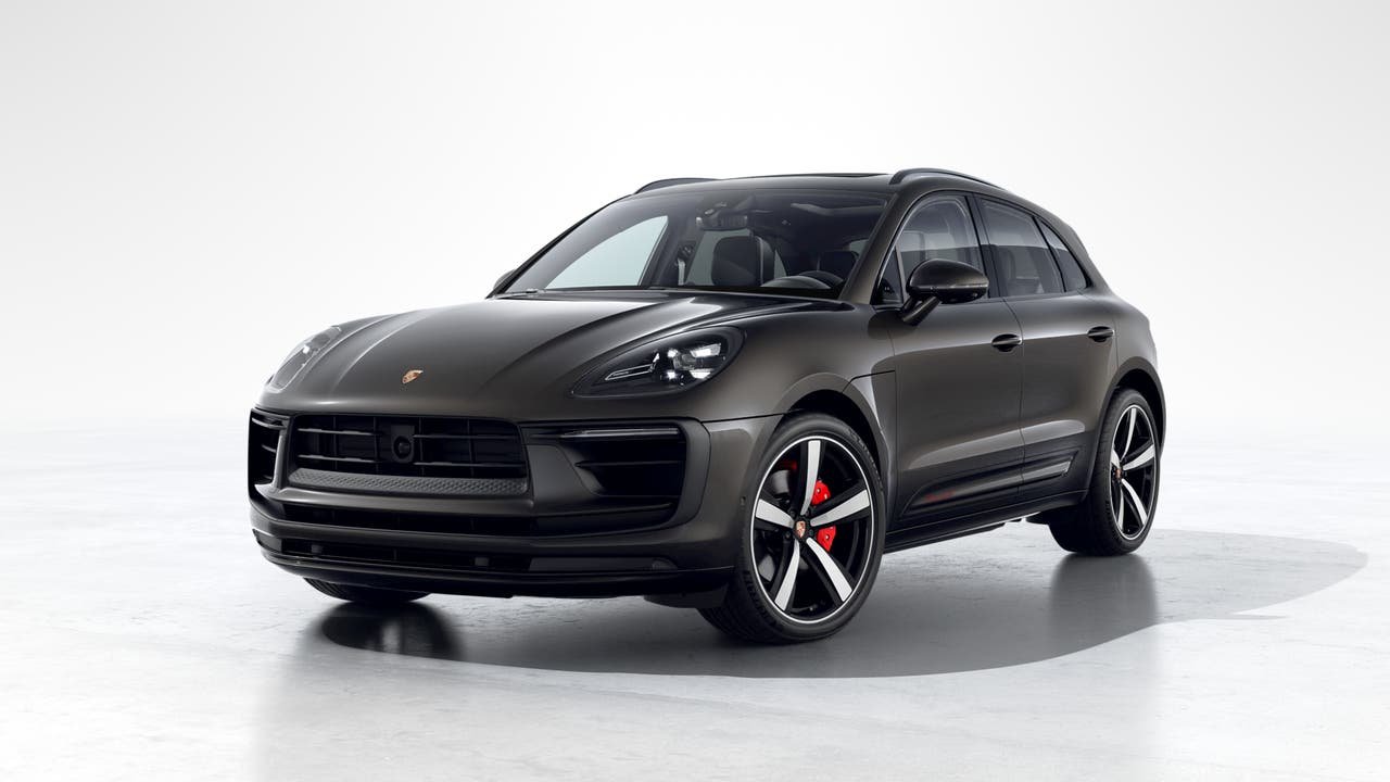 New 2026 Volcano Grey Metallic Porsche S image 1