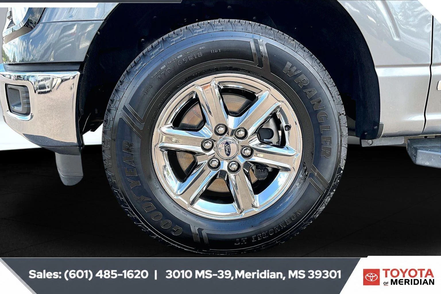 Used 2024 Carbonized Gray Ford XLT image 7