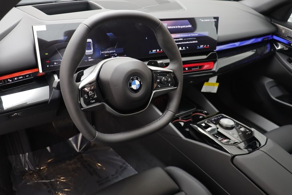 New 2026 Mineral White Metallic BMW 530i xDrive image 7