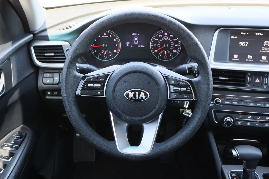 Used 2019 White Kia LX image 13