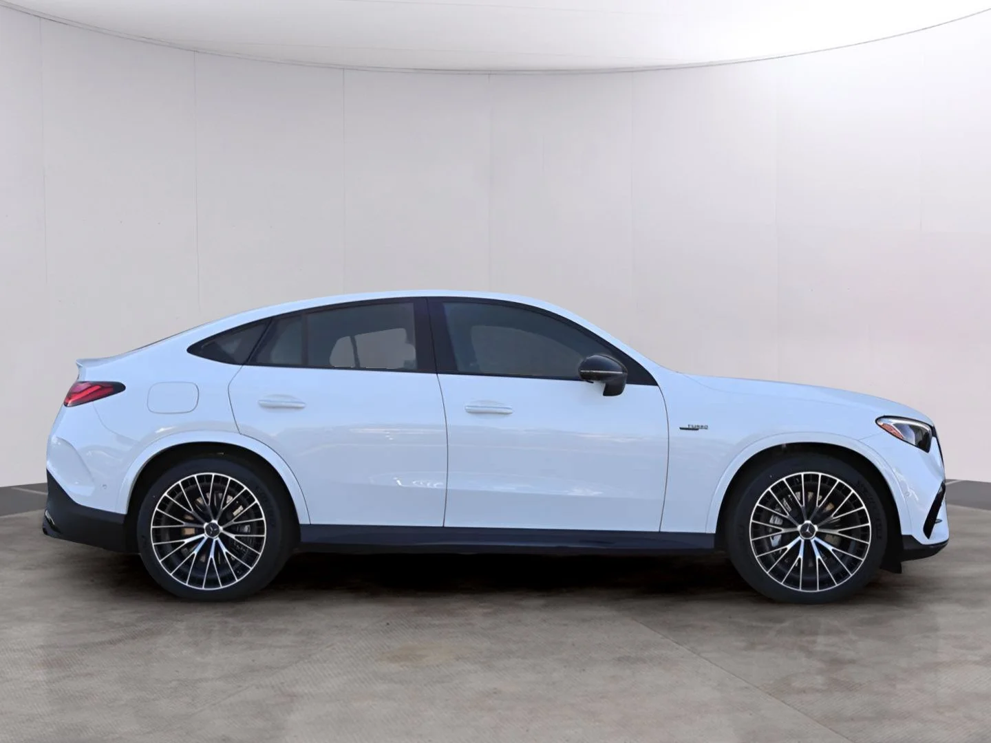 Certified Used 2026 MANUFAKTUR Moonlight White Metallic Mercedes-Benz GLC 43 AMG® image 4