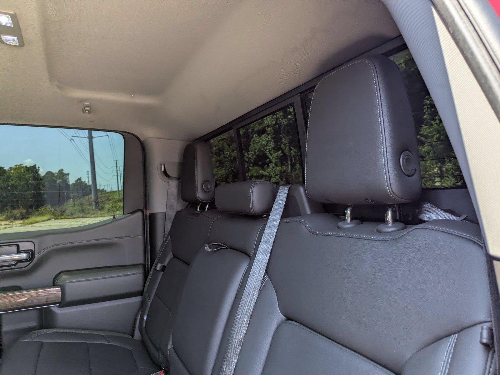 Used 2020 Cajun Red Tintcoat Chevrolet RST image 27