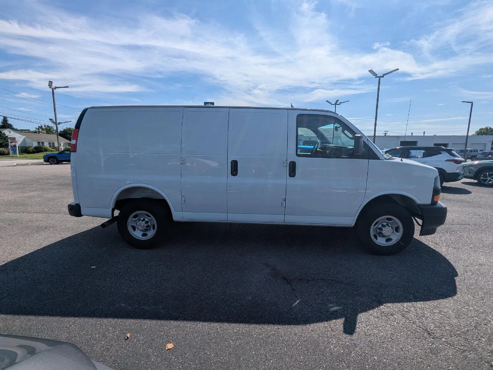 2025 Chevrolet Express Cargo Work Van - Photo 8