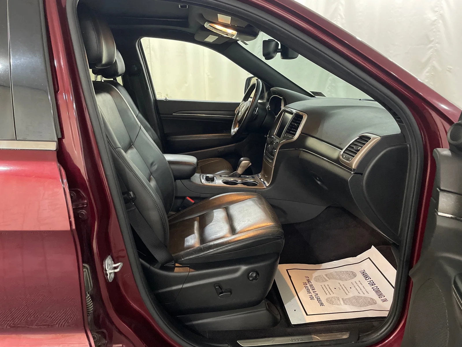 Used 2016 Velvet Red Pearlcoat Jeep Limited image 26