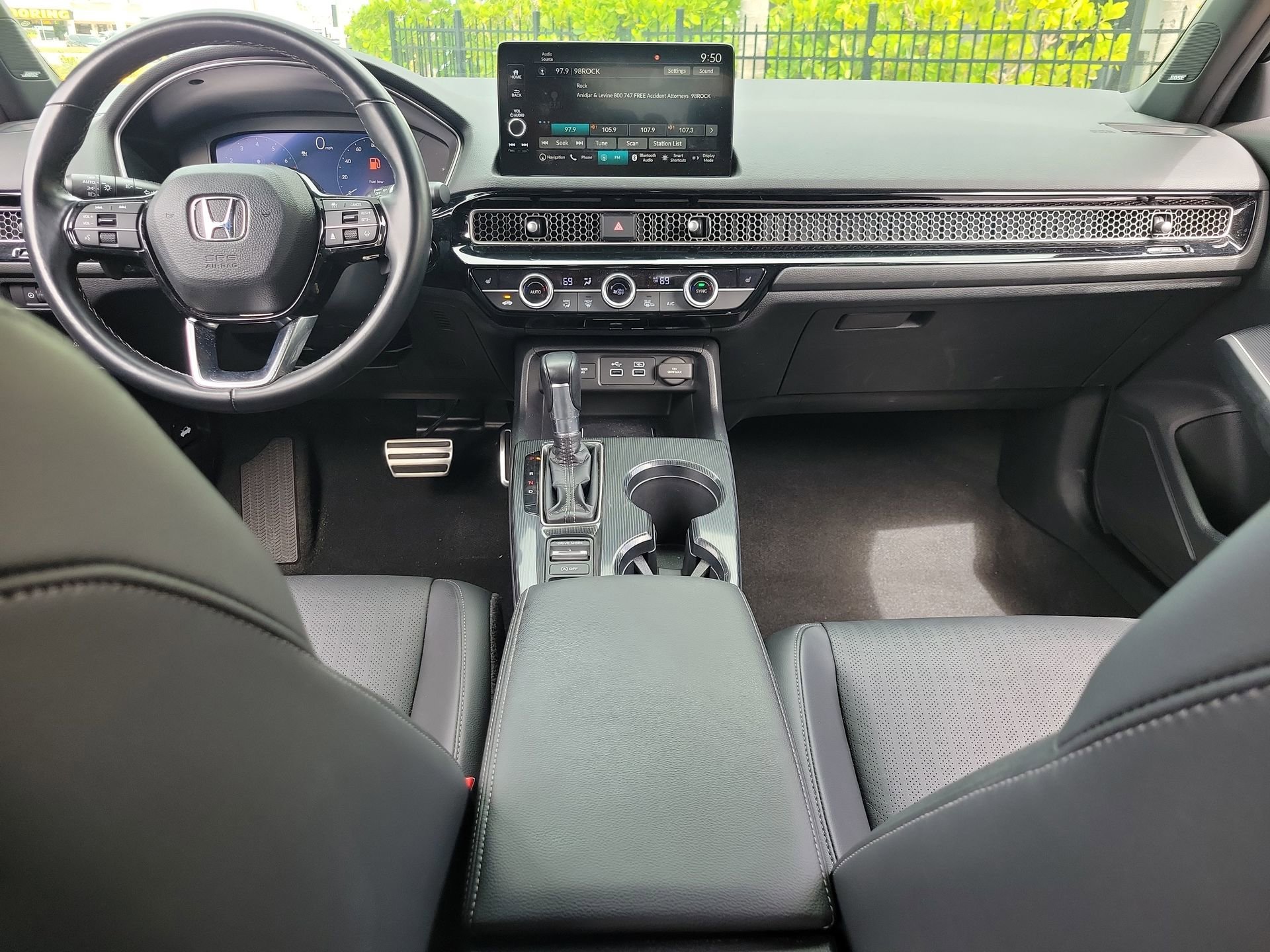 2023 Honda Civic Hatchback Sport Touring - Photo 15