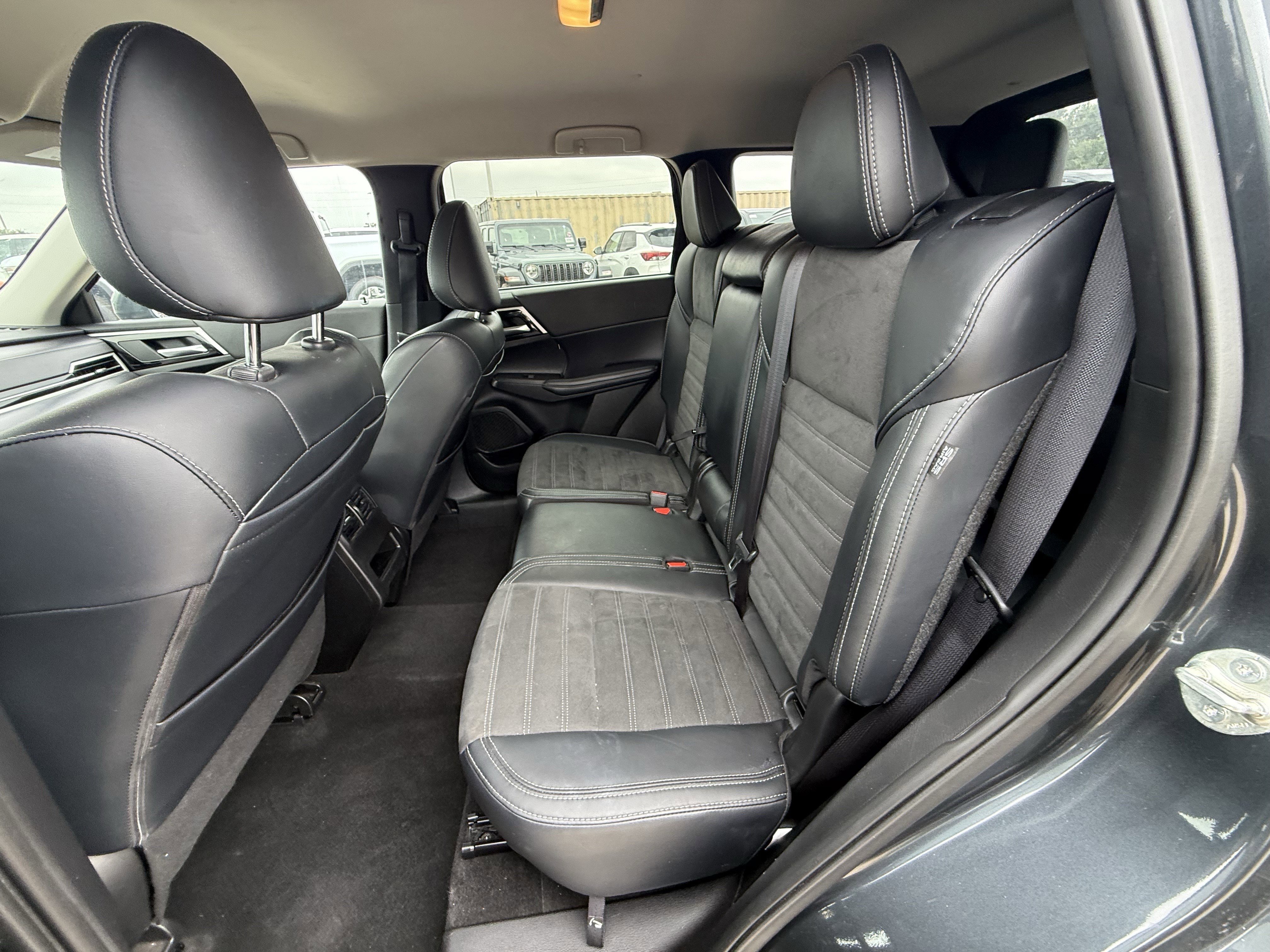 Used 2024 Gray Mitsubishi SE image 29
