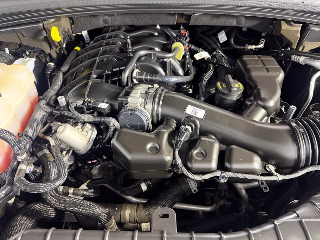 Used 2023 Black Jeep Altitude image 21