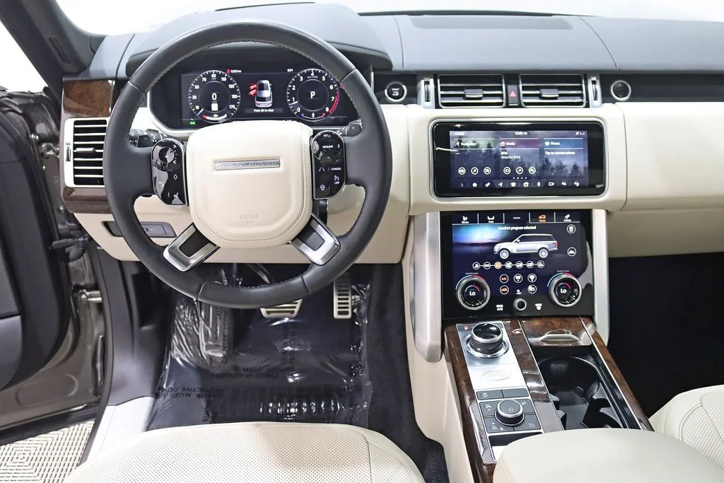 Used 2021 Gray Land Rover Westminster image 13