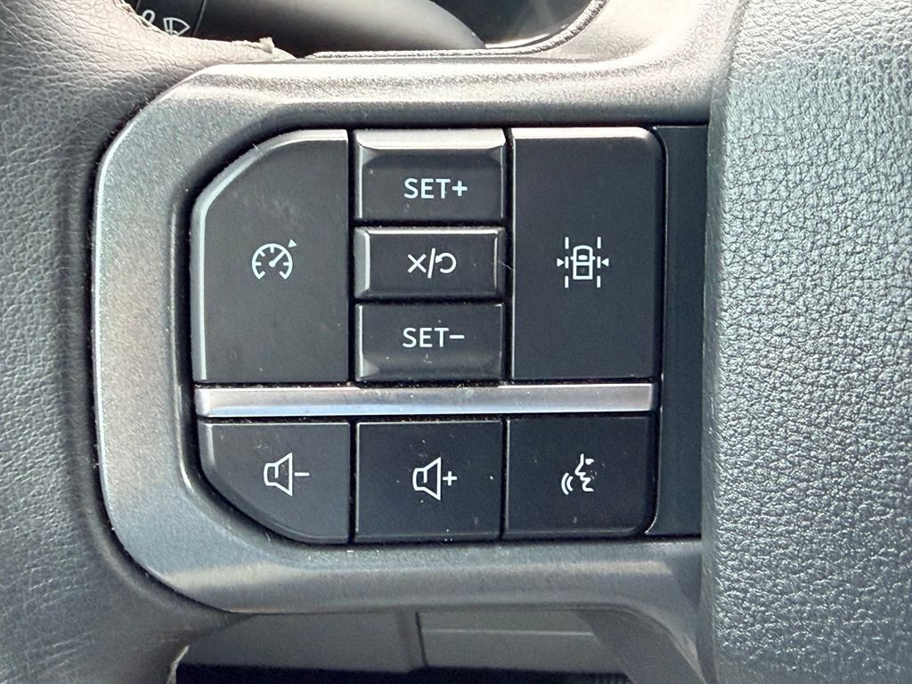 Certified Used 2023 Blue Ford XLT image 29