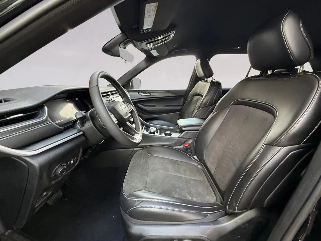 2025 Jeep Grand Cherokee Altitude - Photo 10