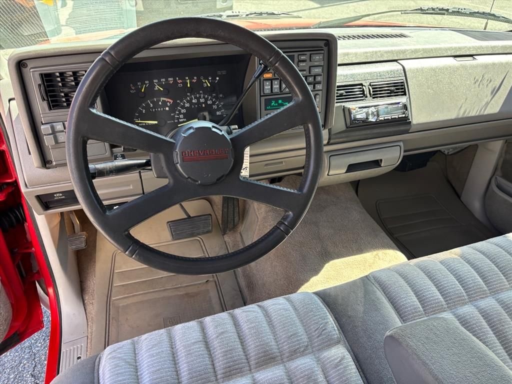 Used 1993 Red Chevrolet Base image 14