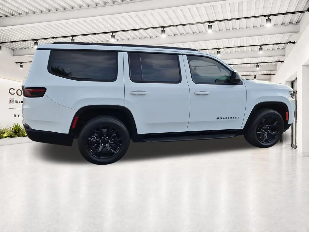 Used 2023 White Jeep Base image 14