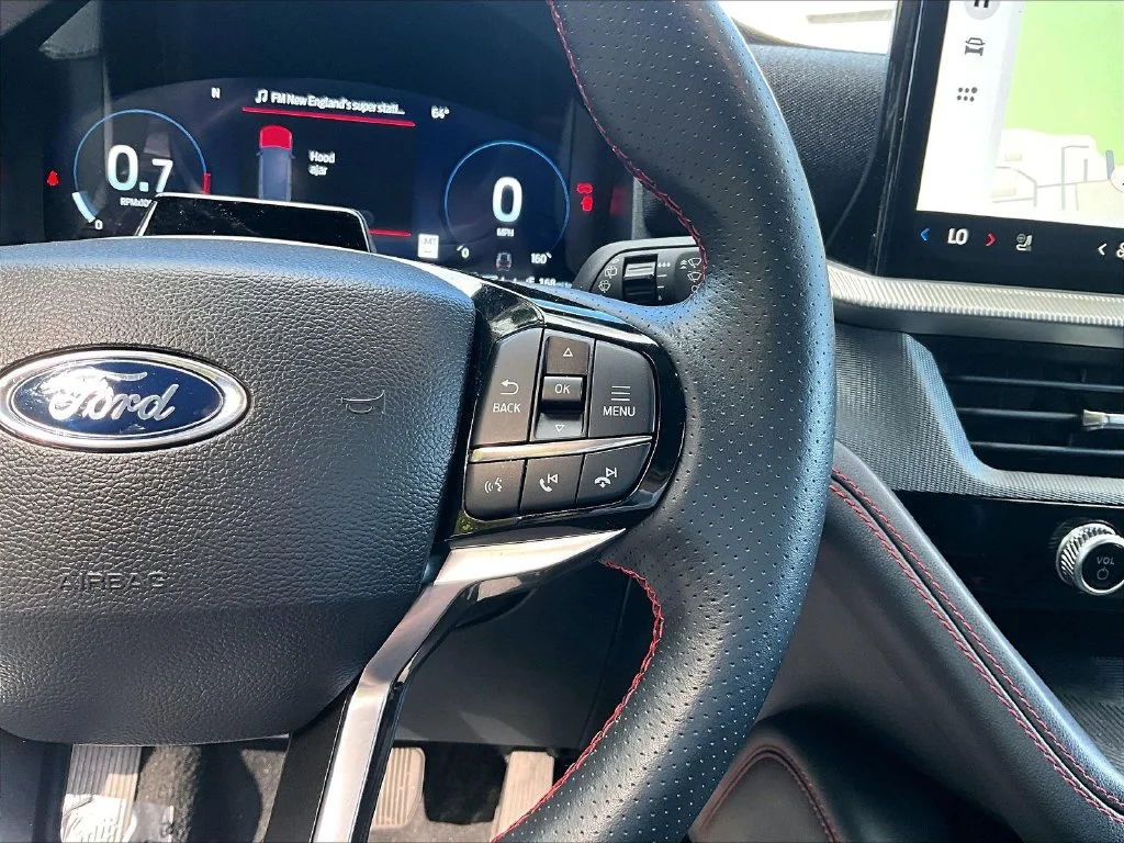Used 2025 Black Metallic Ford ST-Line image 25