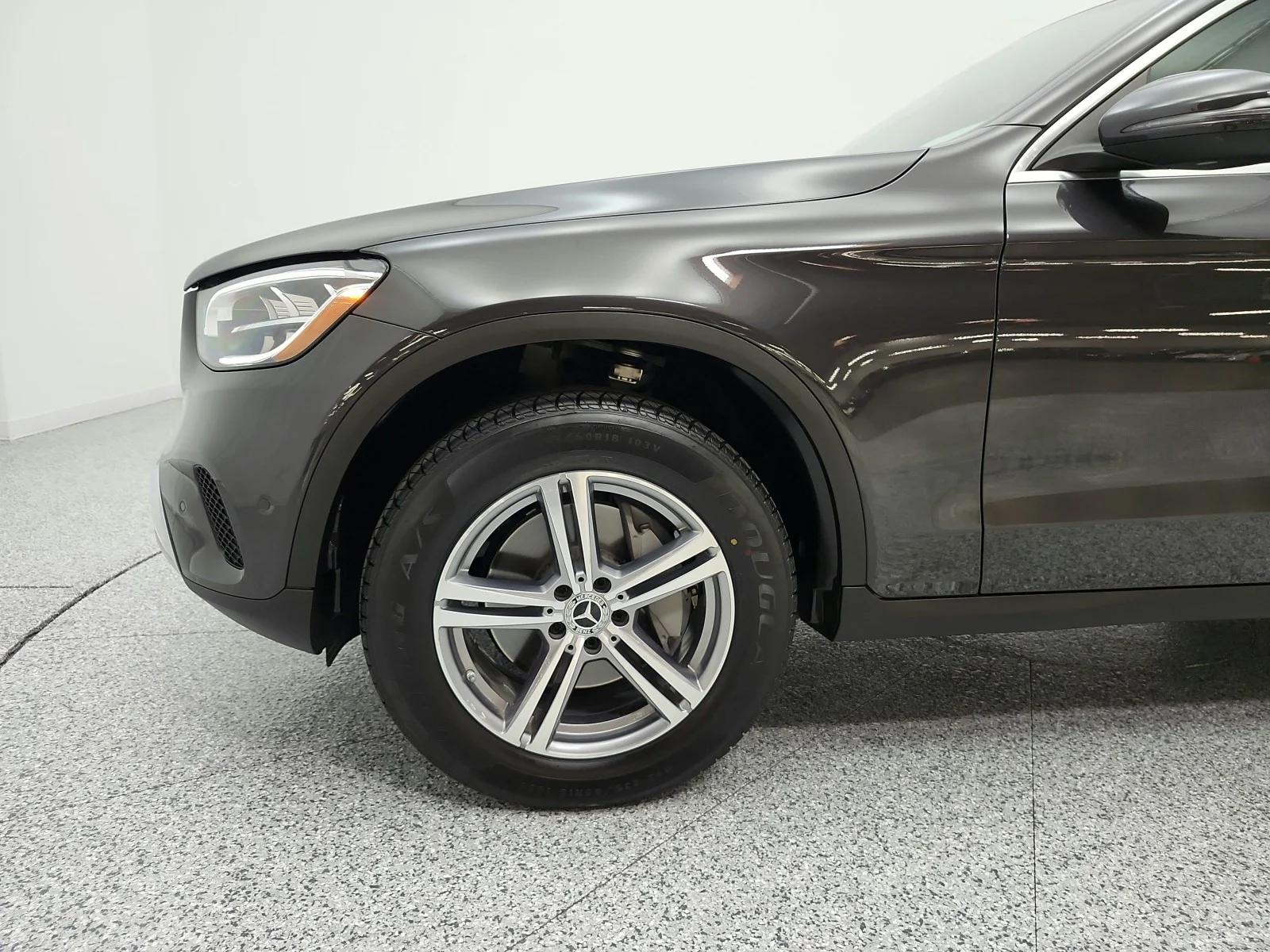 Used 2022 Graphite Grey Metallic Mercedes-Benz GLC 300 SUV image 20