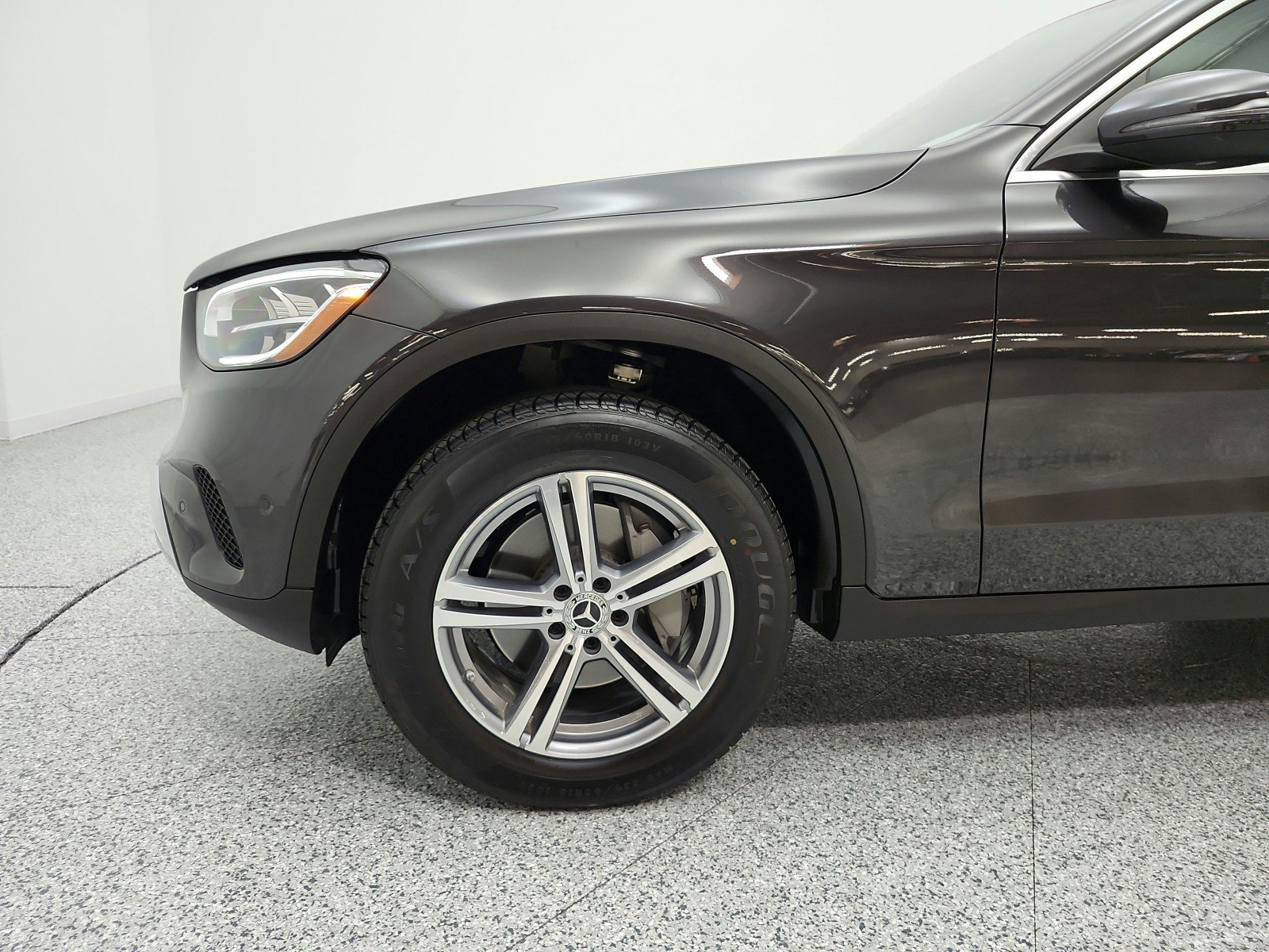 Used 2022 Graphite Grey Metallic Mercedes-Benz GLC 300 SUV image 20