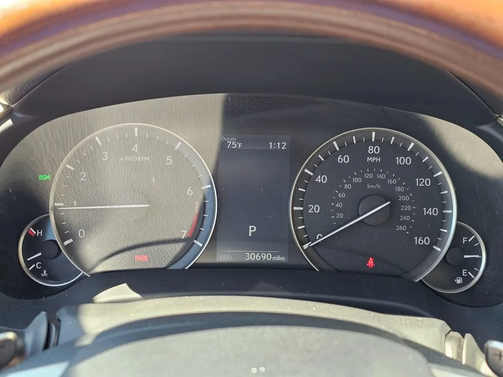 Used 2021  Lexus RX 350L image 28