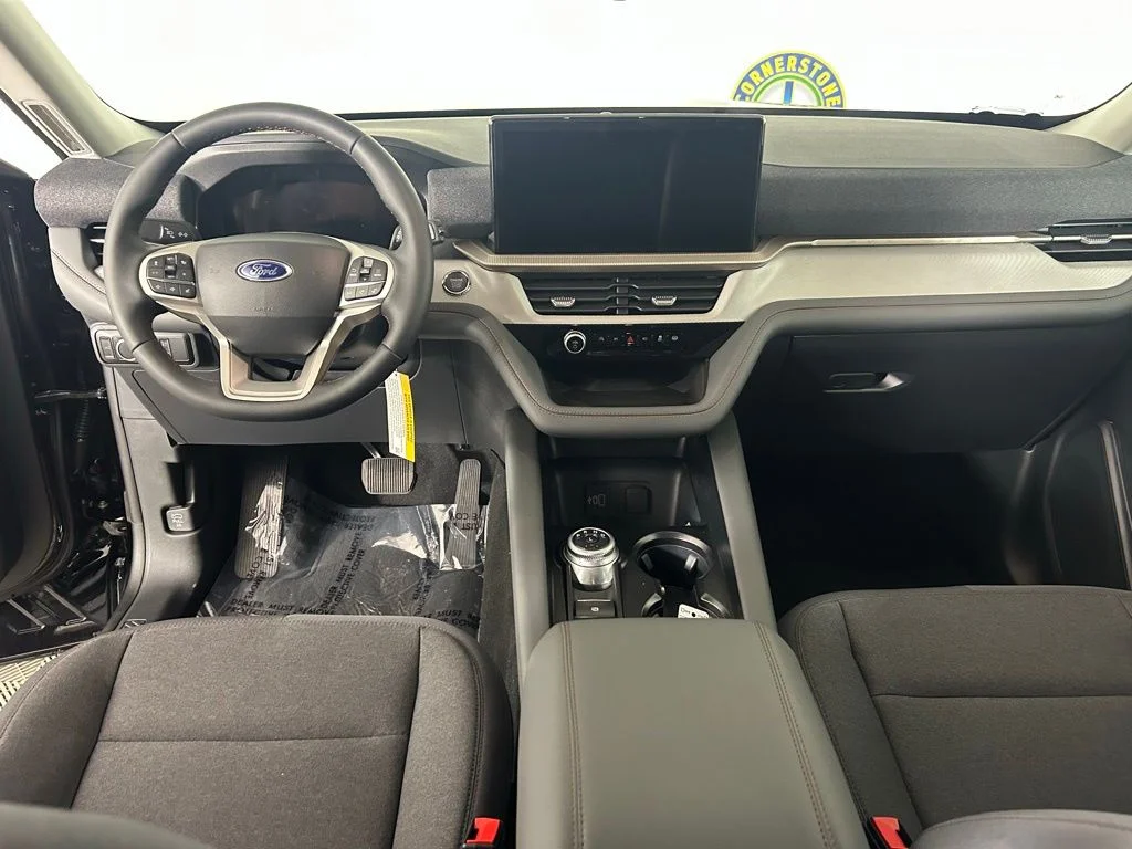 New 2026 Agate Black Metallic Ford Active image 7