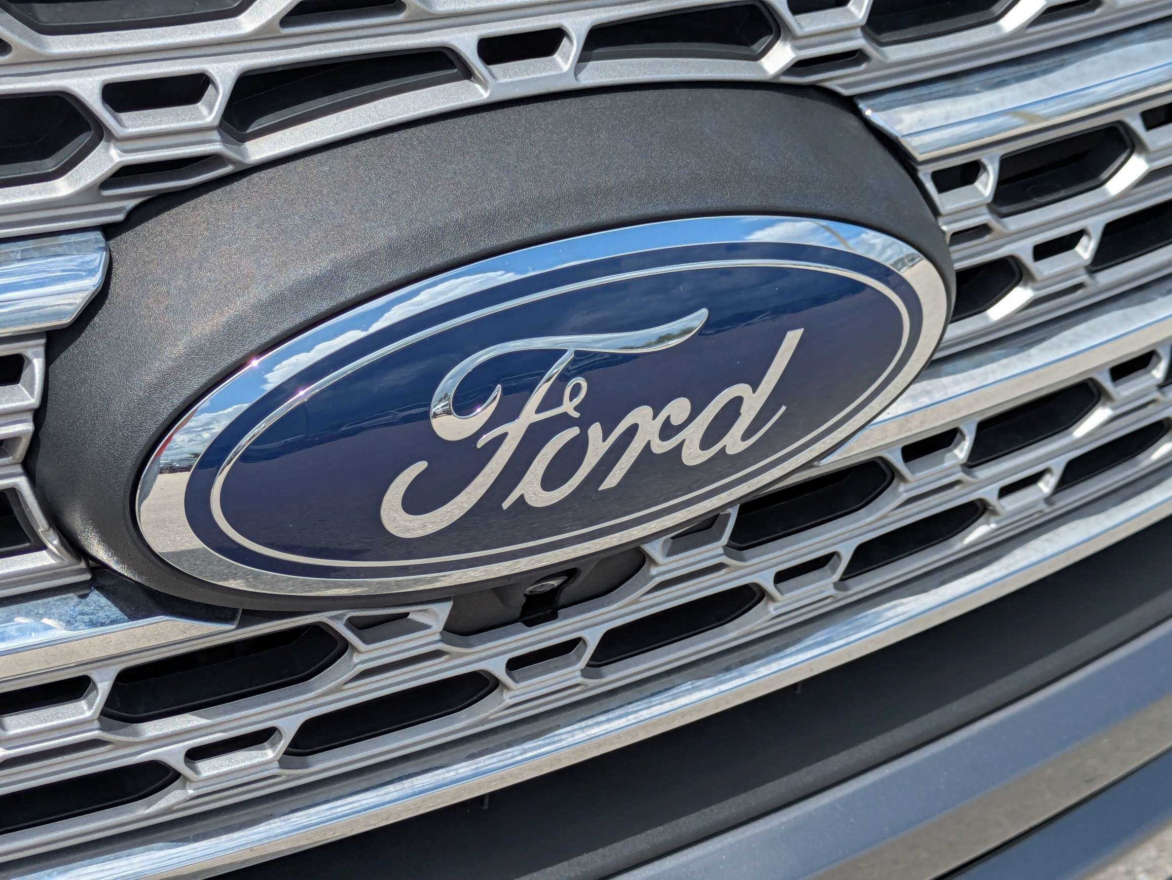 Used 2022 Carbonized Gray Metallic Ford Limited image 13