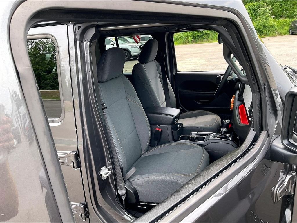 Used 2024 Gray Jeep Willys image 11