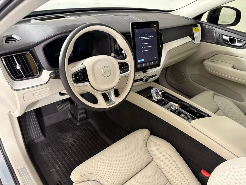 New 2026 Vapour Grey Volvo Ultra image 17