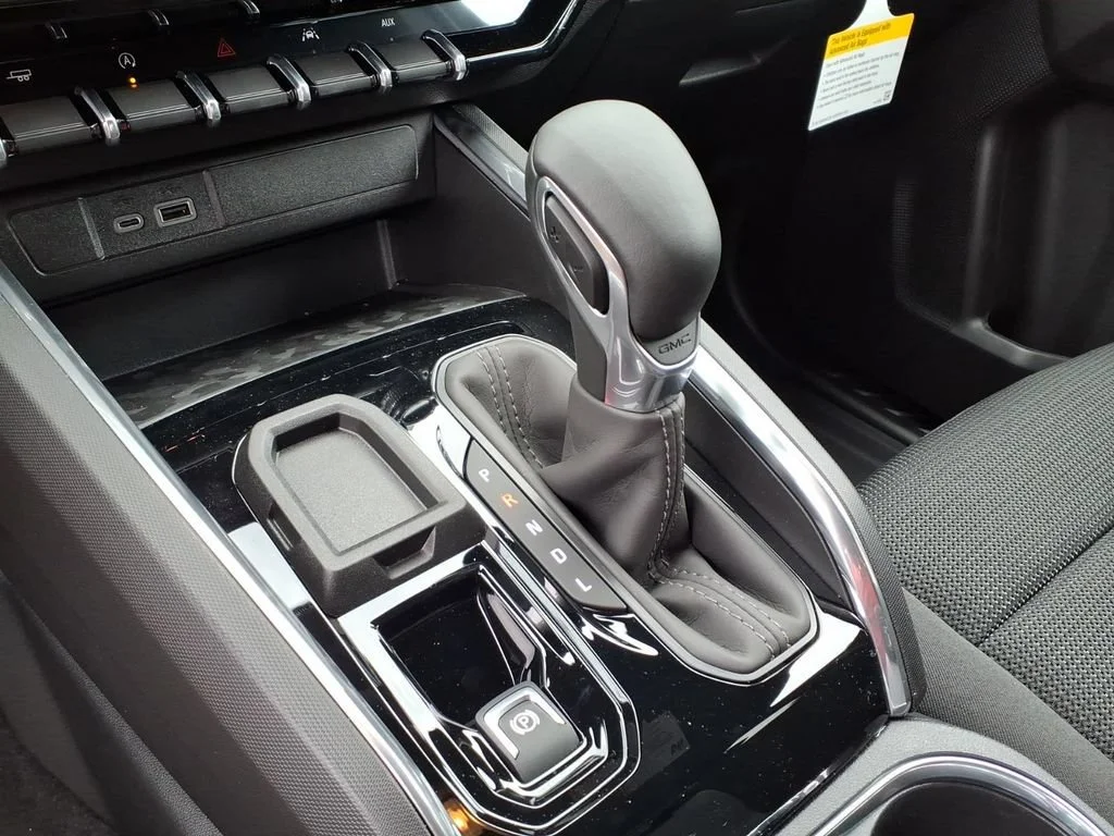 2026 GMC Canyon Elevation - Photo 8