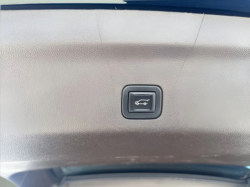 Used 2022 Black Chevrolet LT image 26