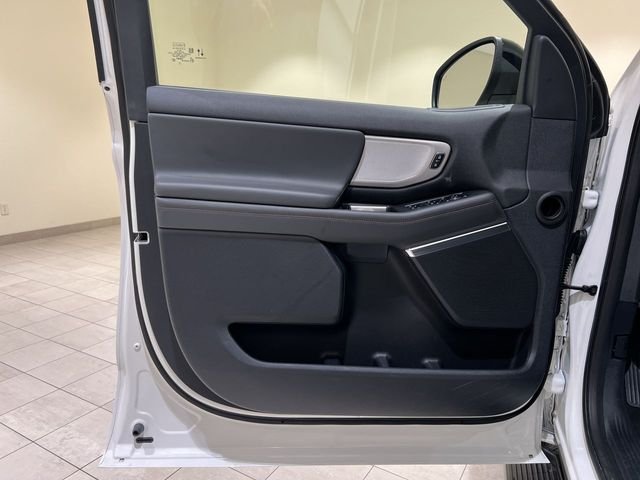 Used 2025 White Ford Active image 22
