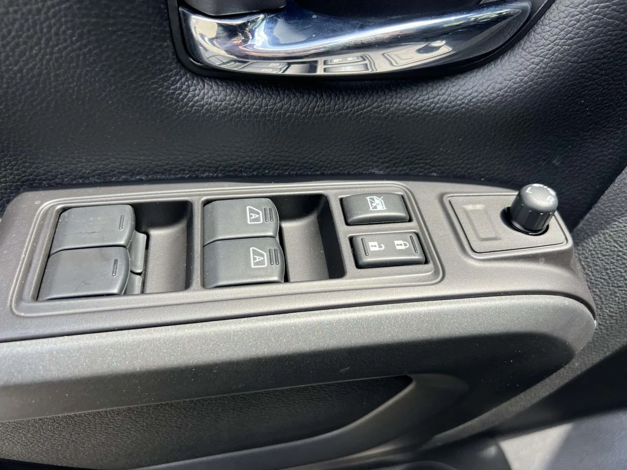 Used 2021 Baja Storm Nissan Crew Cab PRO-4X 4x4 image 31