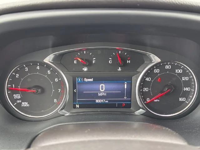 Used 2023 White GMC SLE image 11