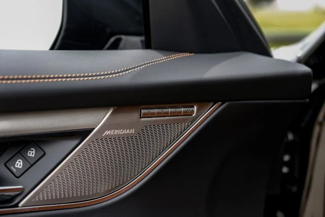 2026 Jaguar F-Pace R-Dynamic S - Photo 52