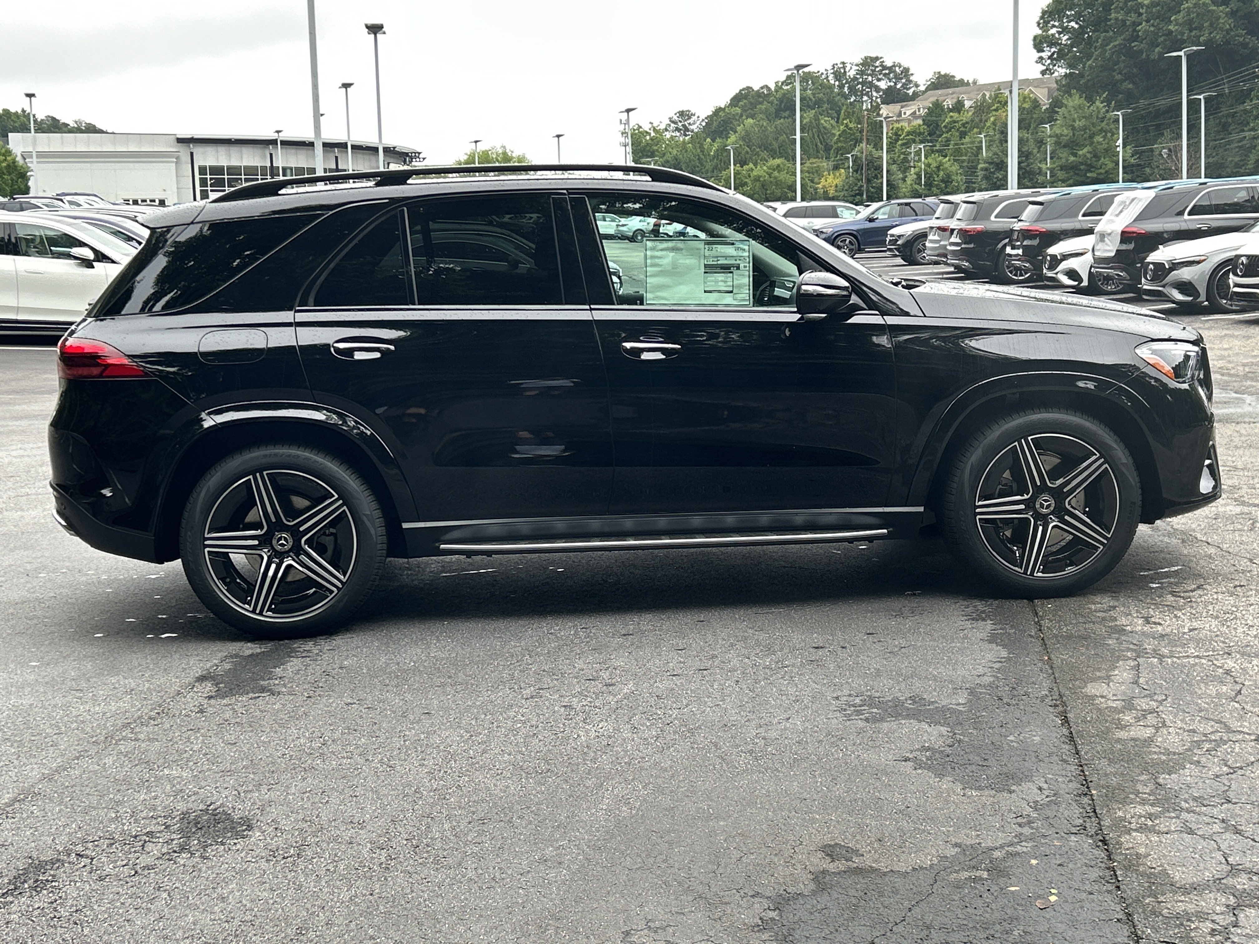 New 2026 Black Mercedes-Benz GLE 350 4MATIC® SUV image 5