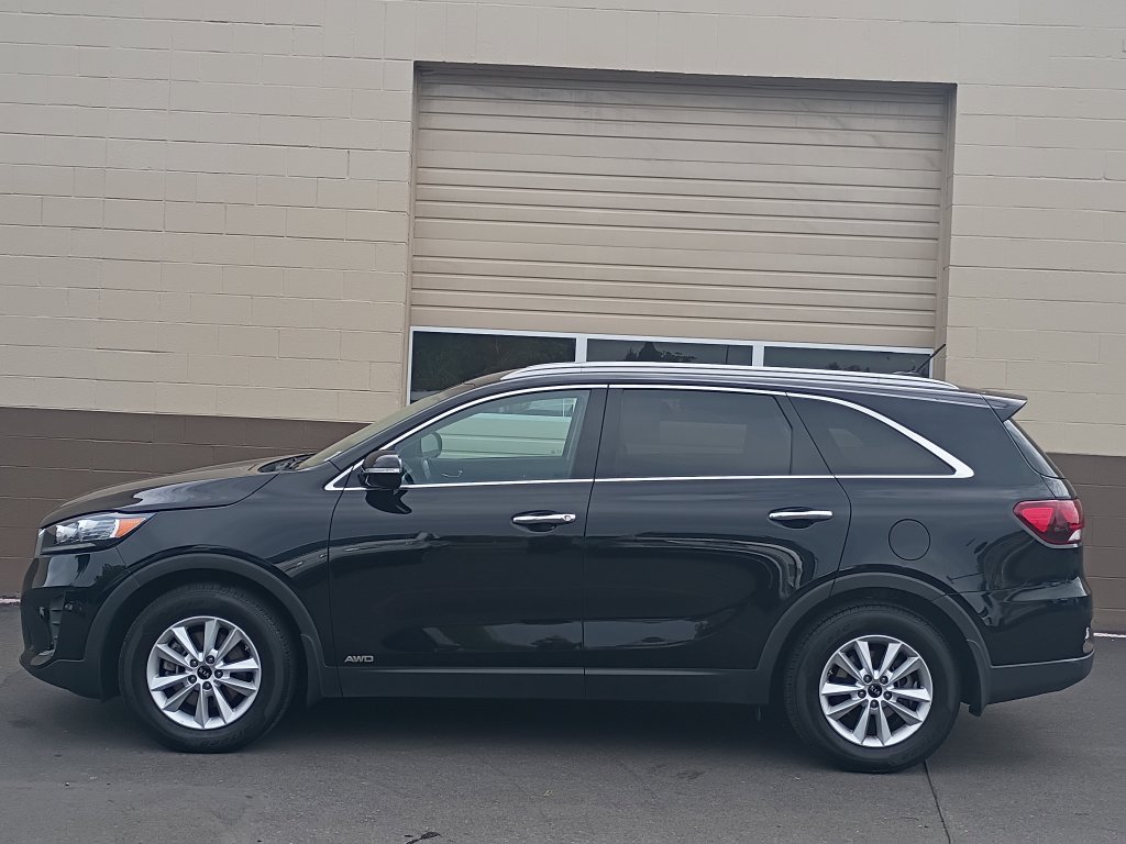 Used 2020 Black Kia LX image 8