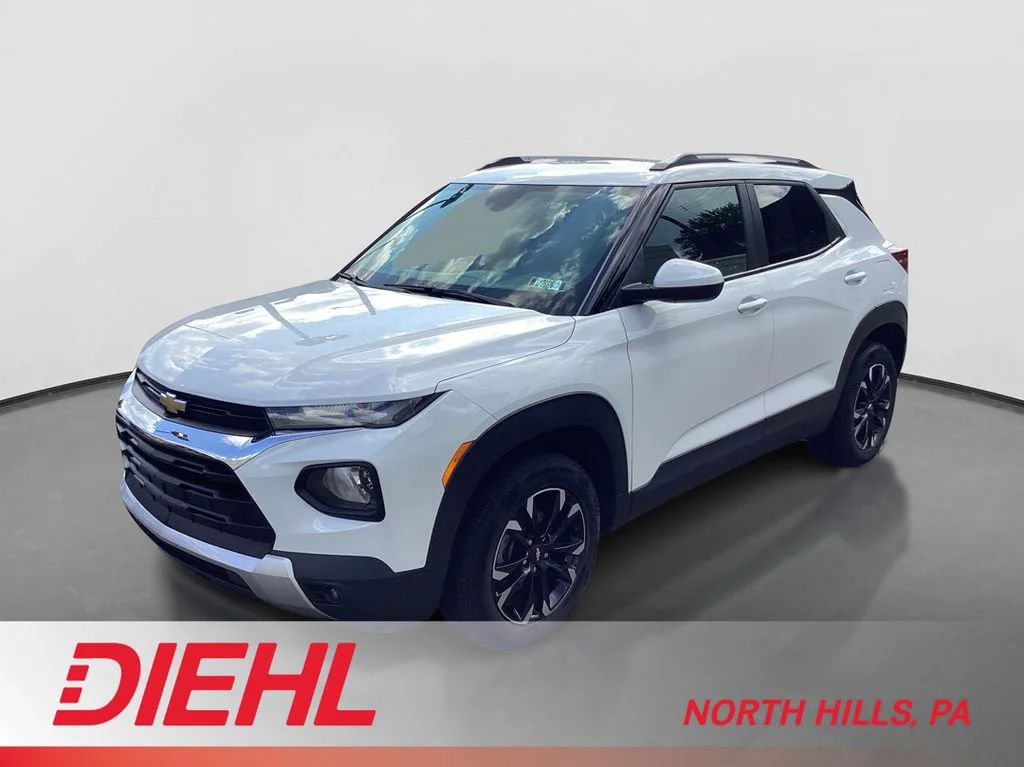 Used 2023 Summit White Chevrolet LT image 1