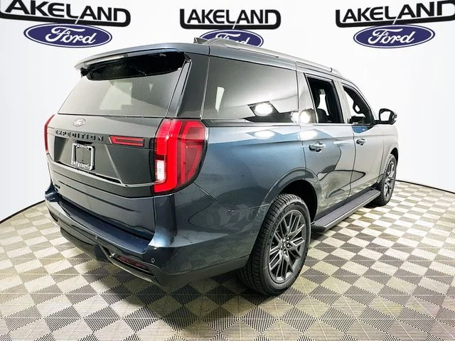 New 2026 Ford Expedition Platinum